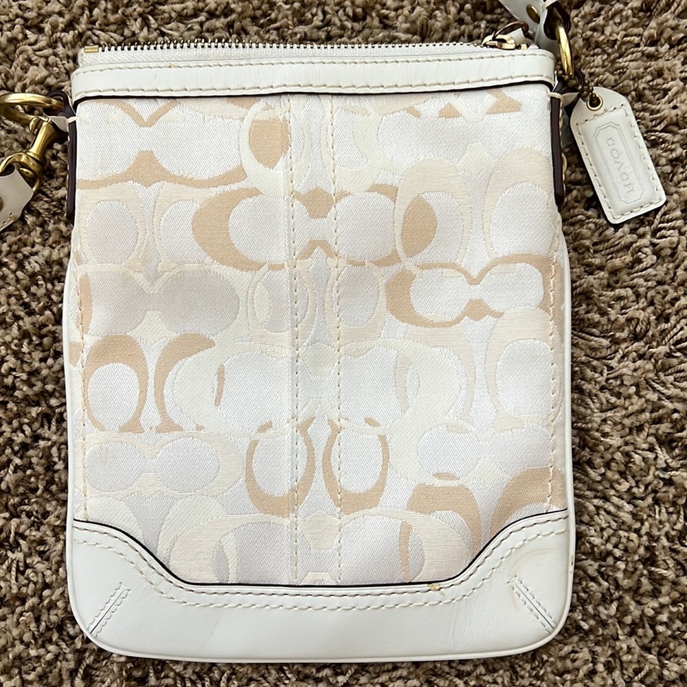 COACH CRÈME CROSSBODY